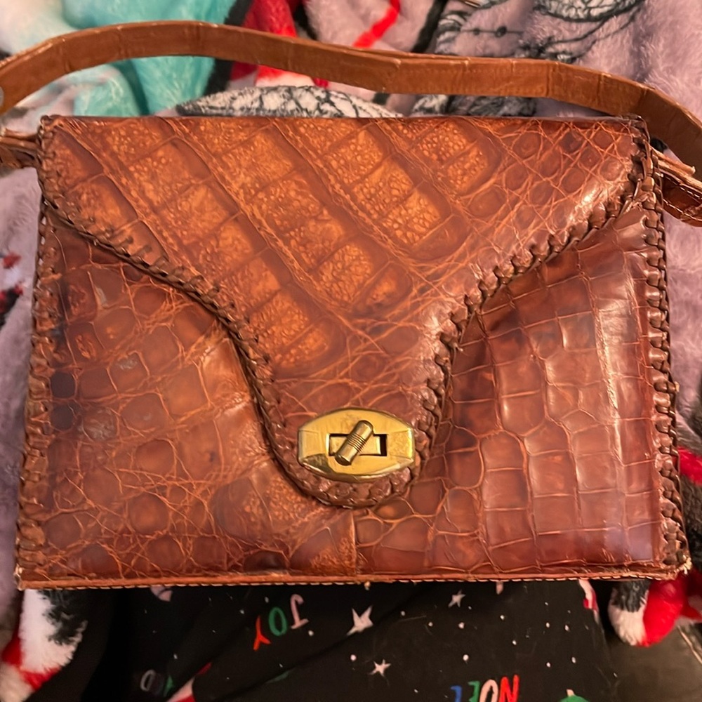 Vintage 1950s alligator skin purse